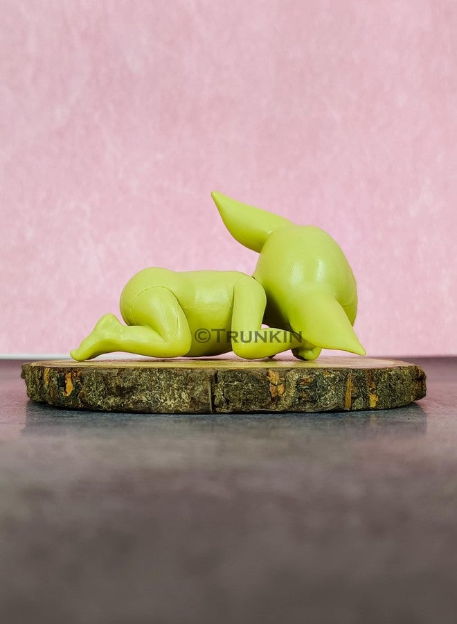 Trunkin Star Wars Yoda Baby The Child Sleeping Position PVC 9CM Action Figure for Collection - Image 4